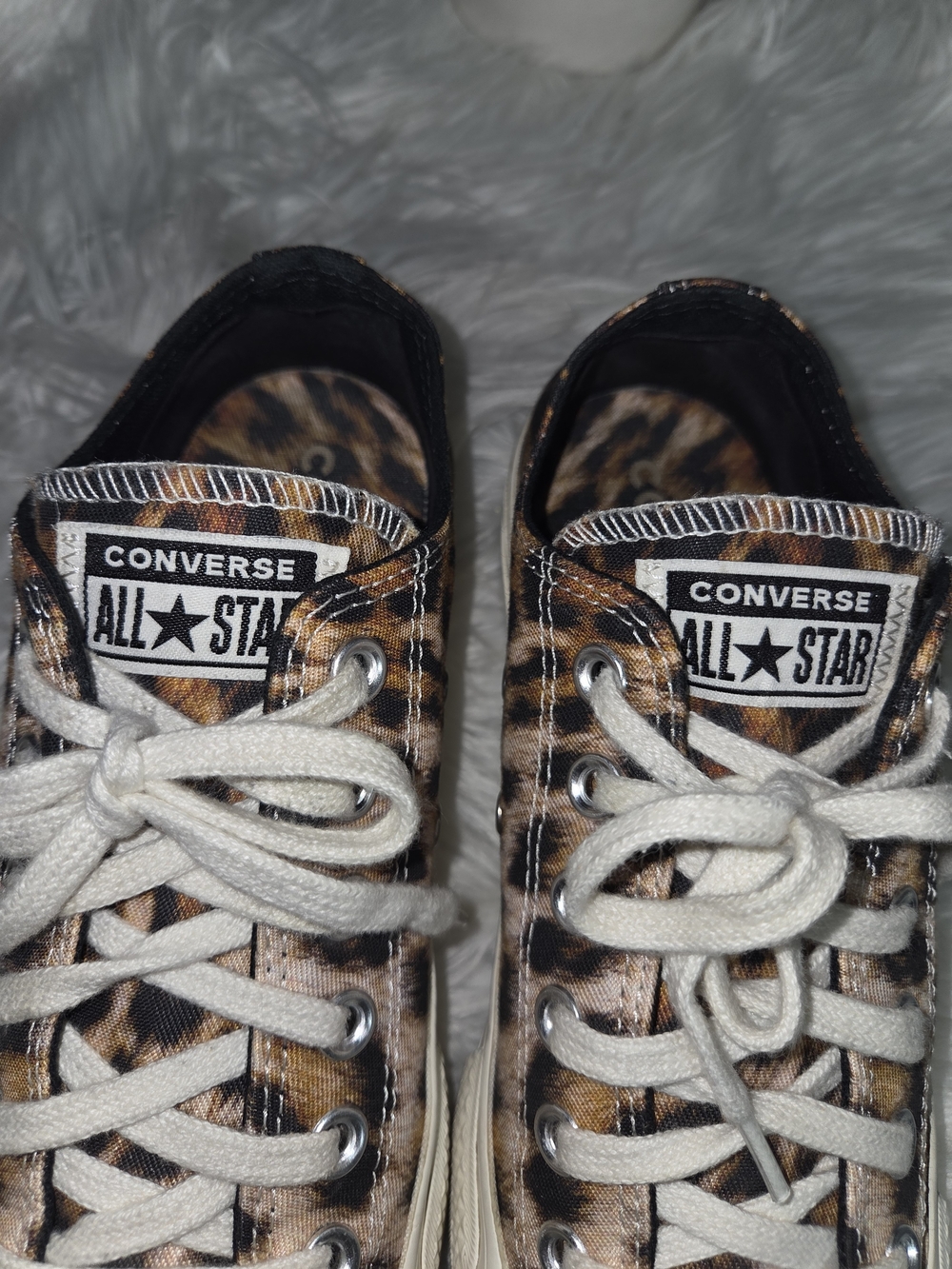 Chuck Taylor Leopard Print Platform Low Tops Lace-Up Sneakers - Women Size 7 - Picture 10 of 12